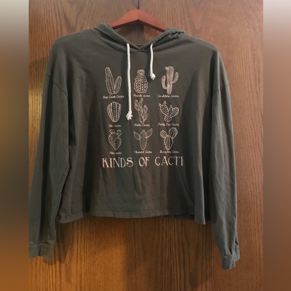 Army green “Kinds of Cacti” graphic long sleeve t-shirt with hoodie Size X-L